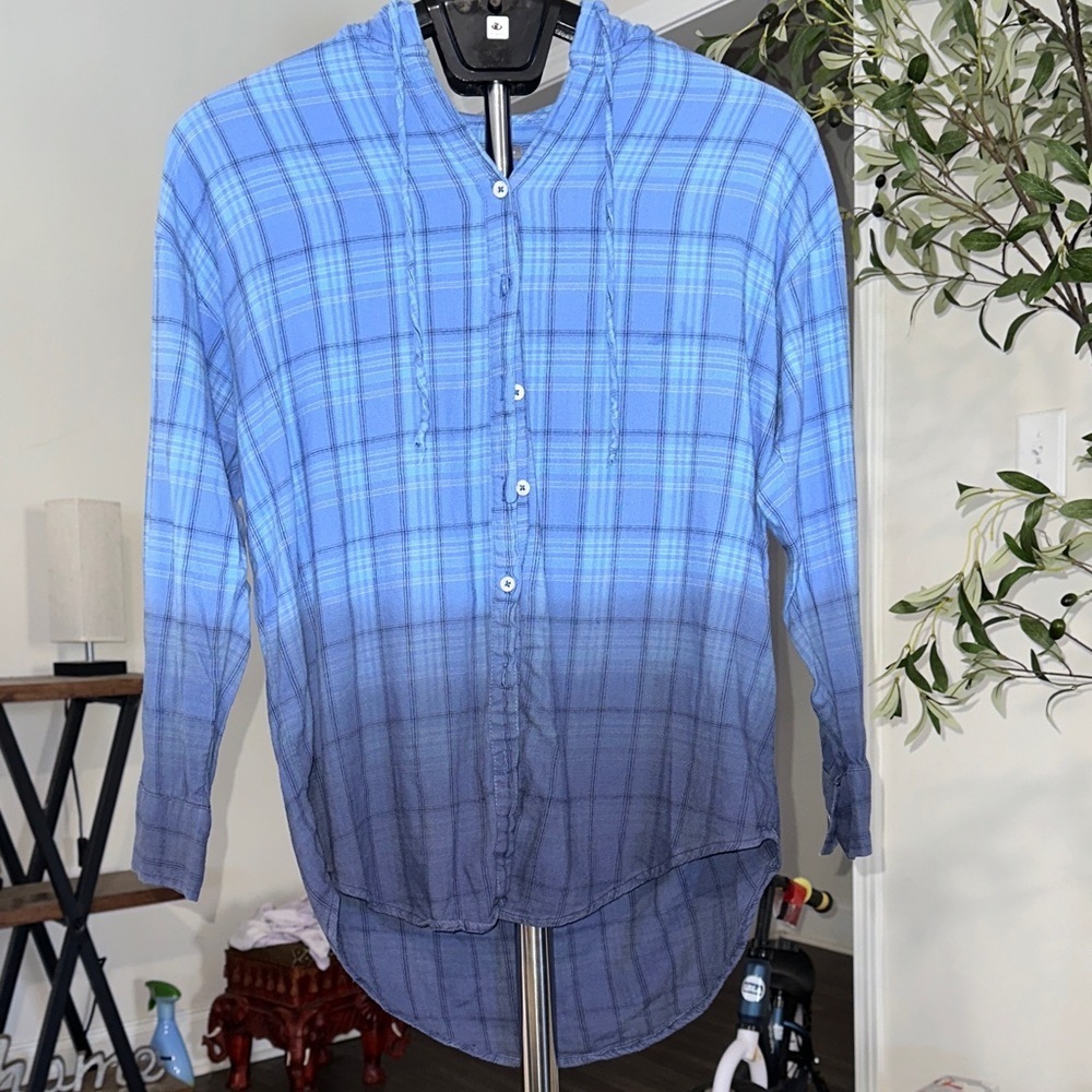 Aerie Blue Hombe Hooded Button Down